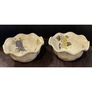 Tabletops Unlimited Cabernet Ruffle Edge Bowls Set Of 2 Grapes Hand‎ Painted